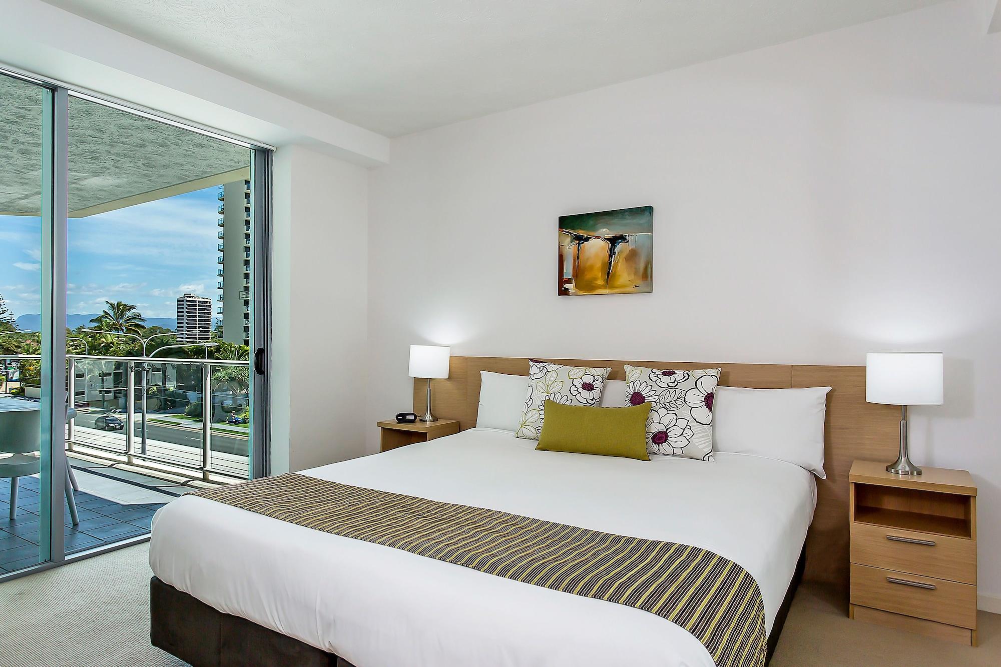 Mantra Wings Aparthotel Gold Coast Exterior photo